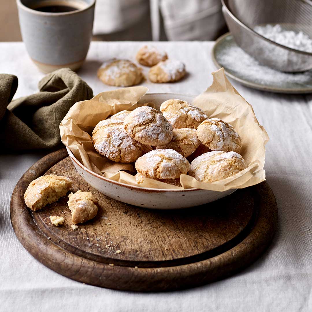 Almond Ricciarelli Cookies