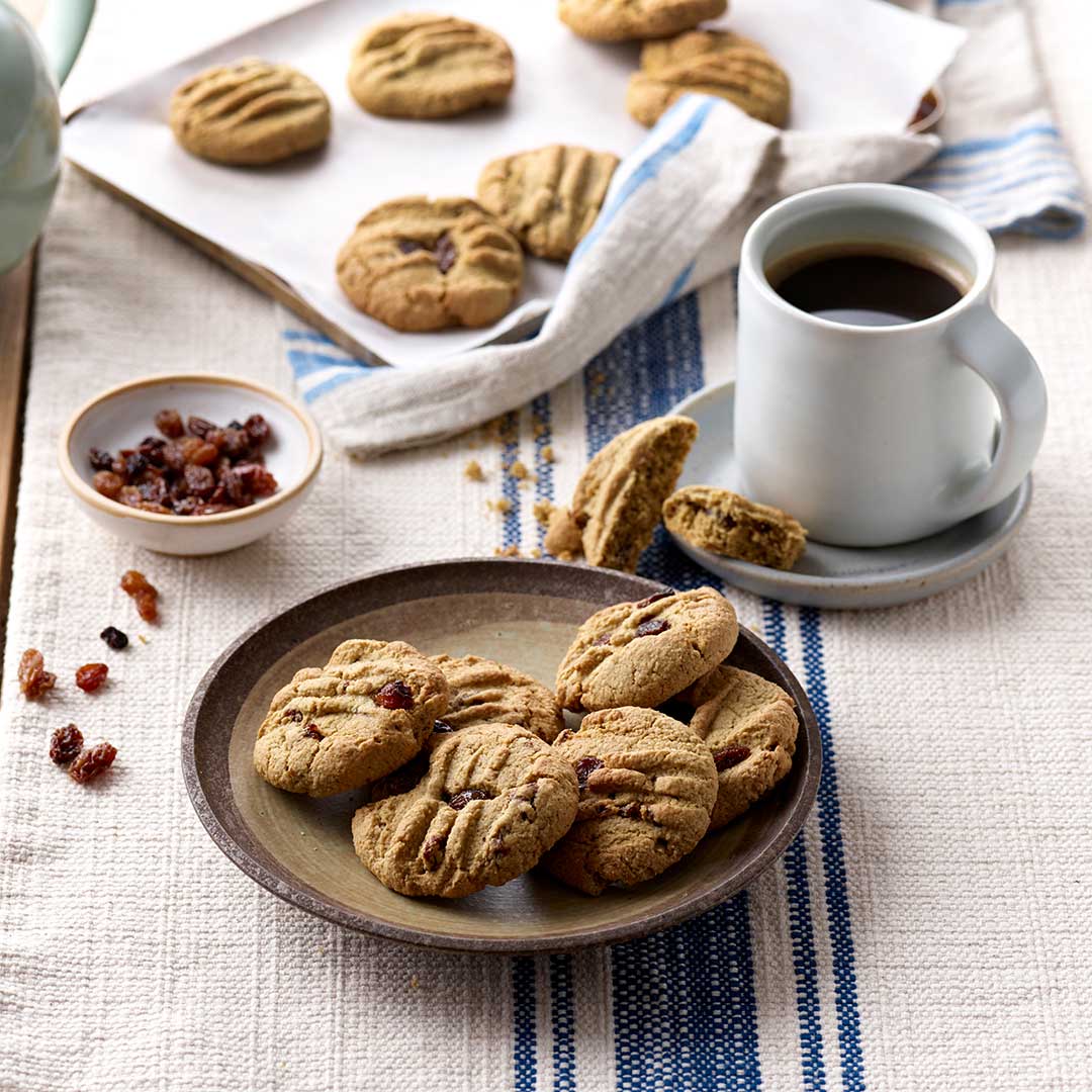 Oat Flour Raisin And Cinnamon Cookies