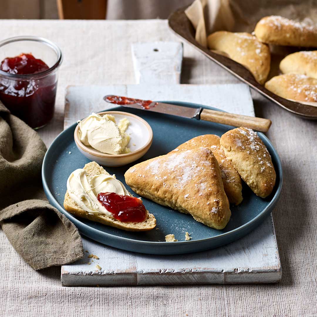 White Spelt Scones