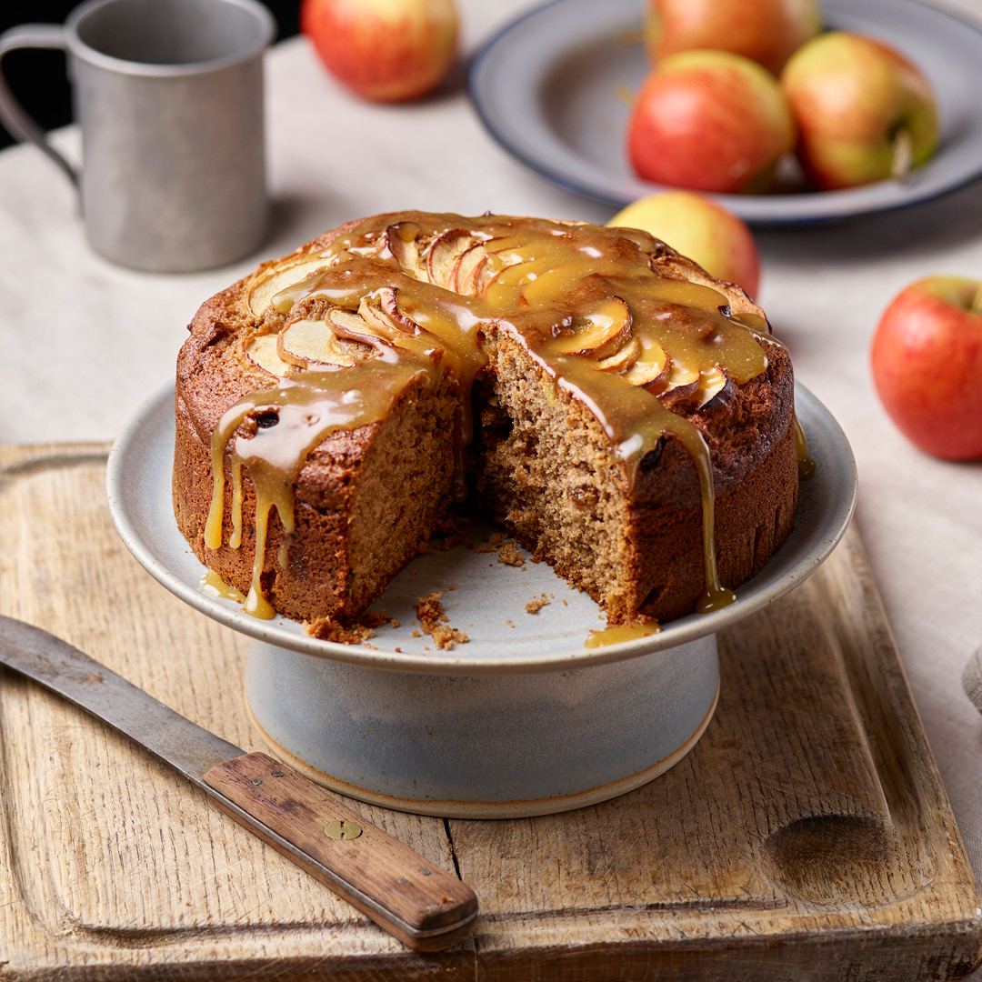 DF416_Wholemeal Spelt Toffee Apple Cake-1080.jpg